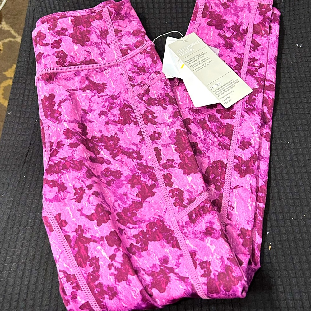 New with tags girl Zella leggings.